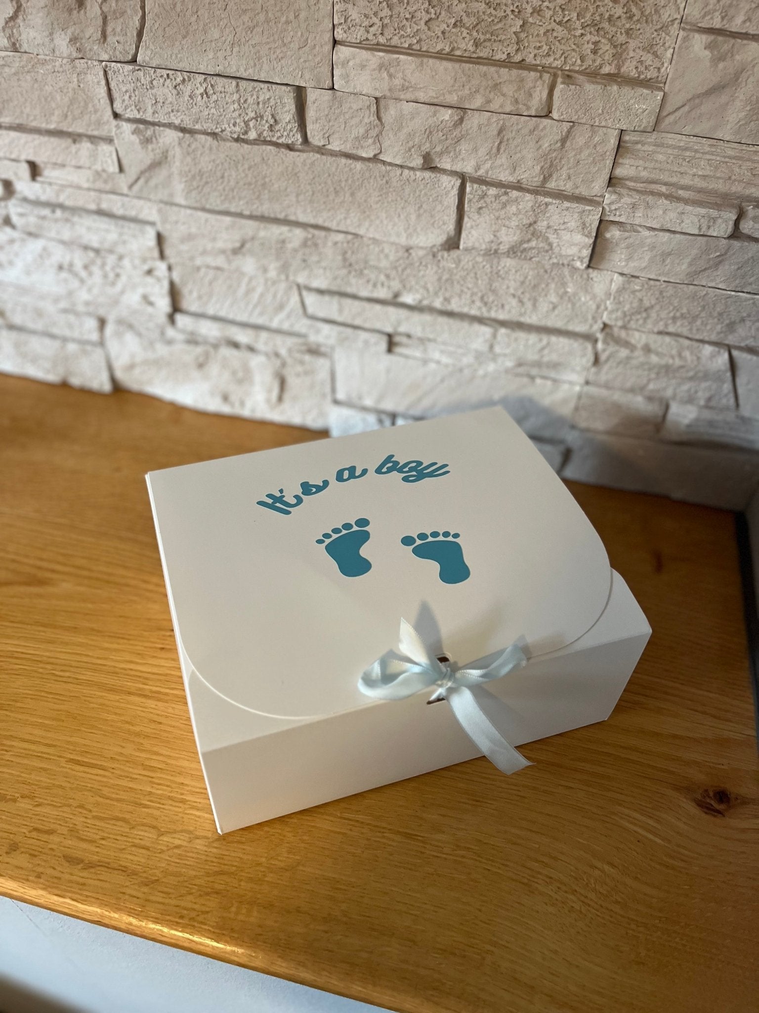 Baby Geschenkbox „It’s a Boy“ – Überraschungsbox zur Geburt - Hexenwerk25